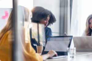 Conheça as melhores práticas ESG para implementar no seu negócio